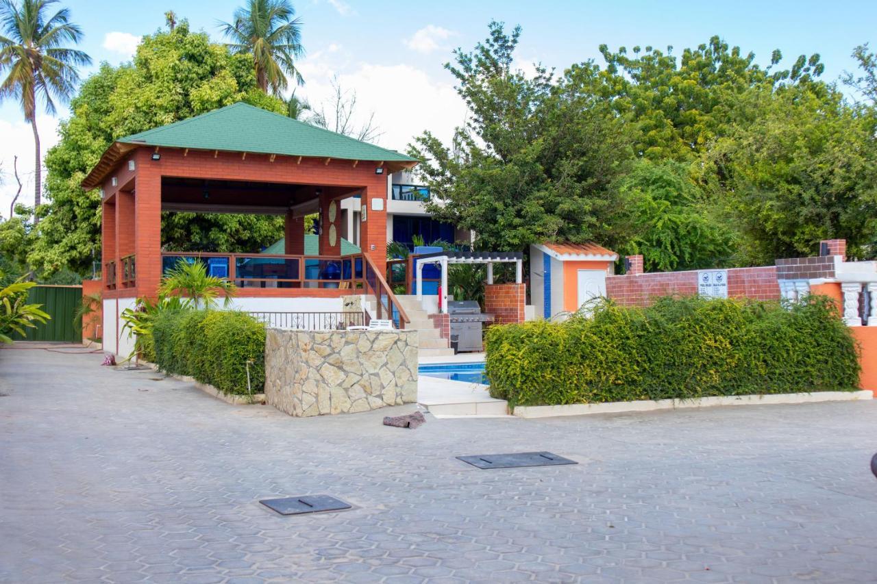 Vila Residencial Sfa Pedernales Exteriér fotografie